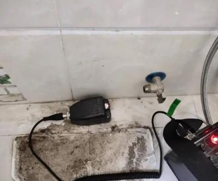 志丹屋顶漏水维修公司分享下卫生间漏水的危害及解决方法
